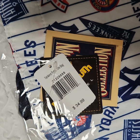 New York Yankees MLB Loudmouth Cooperstown Collection NY Retro Tote Bag NWT - Picture 3 of 16